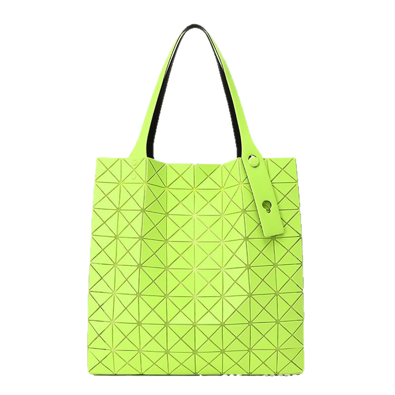 Τσάντα Tote με γεωμετρικό quilting, 8 θήκες, μεγάλο τετράγωνο σχήμα, PVC