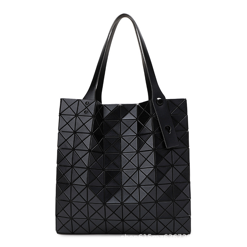 Τσάντα Tote με γεωμετρικό quilting, 8 θήκες, μεγάλο τετράγωνο σχήμα, PVC