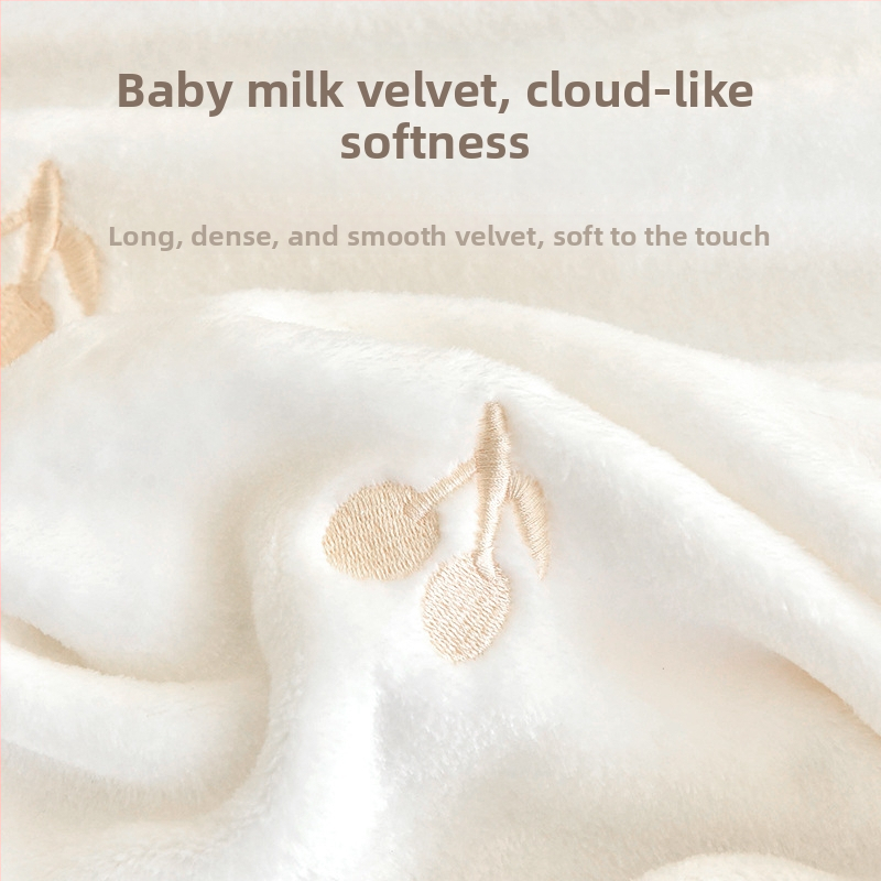 Detská posteľná bielizeň Winter Milk Velvet s napínacou plachtou, rovnou plachtou a poťahom na matrac