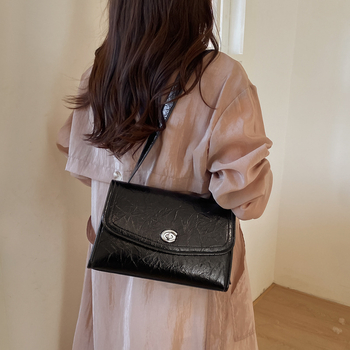 Γυναικεία crossbody τσάντα σε συνθετικό δέρμα, μικρού τετράγωνου σχήματος, κορεατικό στυλ καλοκαιρινής μόδας 2026