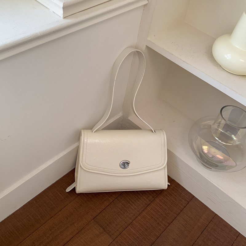 Γυναικεία crossbody τσάντα σε συνθετικό δέρμα, μικρού τετράγωνου σχήματος, κορεατικό στυλ καλοκαιρινής μόδας 2026