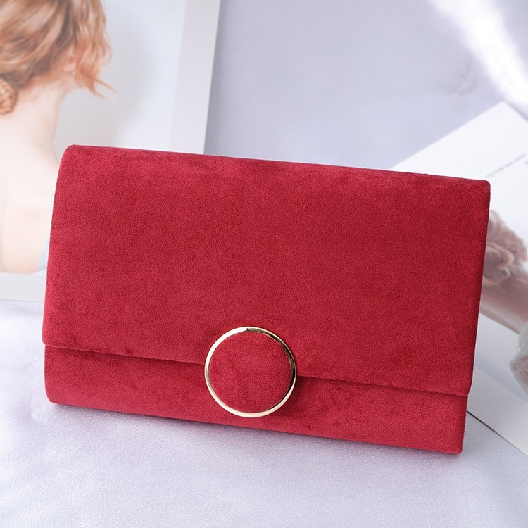 Κόκκινο βελούδινο clutch με κούμπωμα σε σχήμα δαχτυλιδιού και αλυσίδα, γυναικεία βραδινή τσάντα