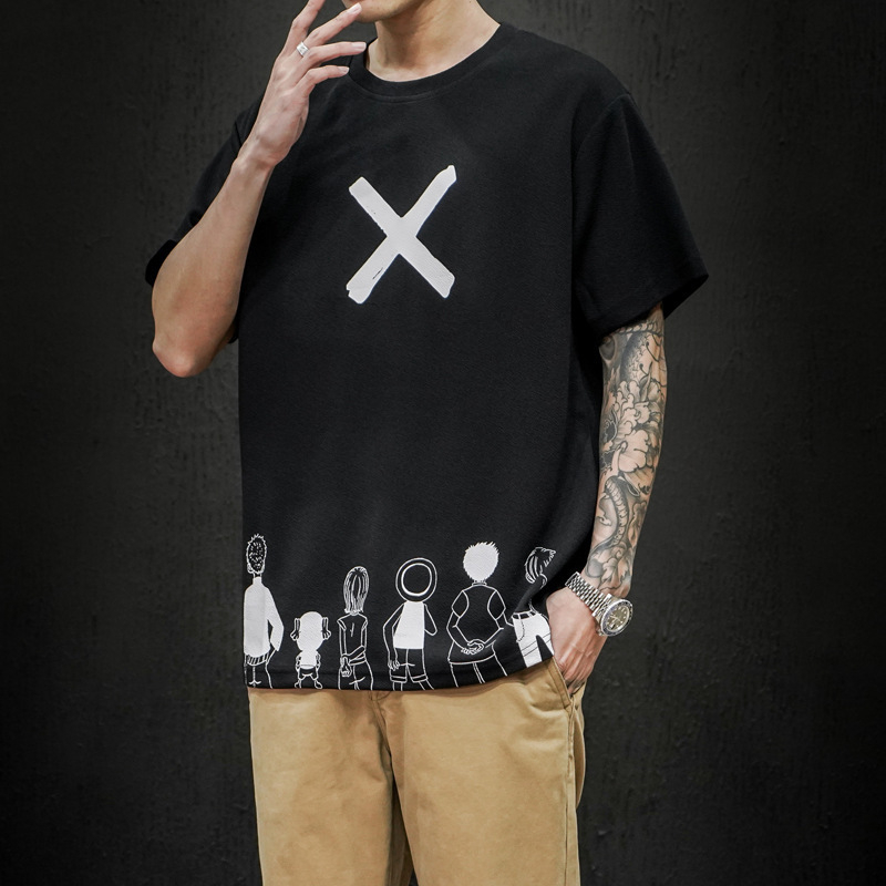Ανδρικό κοντομάνικο T‑shirt σε ιαπωνικό streetwear στυλ, χαλαρή γραμμή, μεγάλο μέγεθος, γραφικό τύπωμα