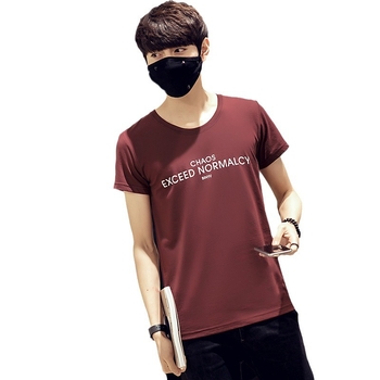Αντρικό καλοκαιρινό κοντομάνικο T‑shirt από βαμβάκι, στρογγυλό λαιμό, εκτύπωση με γράμματα, μεγάλο μέγεθος