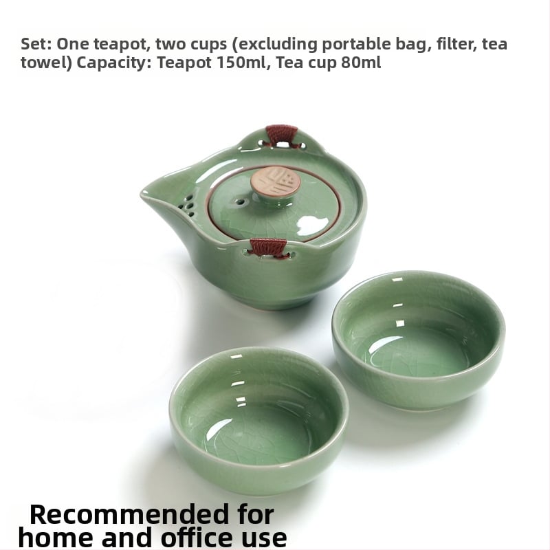 Hordozható egy személyes teáskészlet: teáskanna és teáscsésze Ru kiln porcelánból, utazáshoz – elegáns ajándékcsomag.