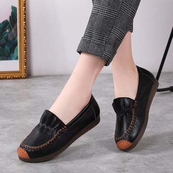 Φθινοπωρινά loafers με στρογγυλή μύτη, επίπεδη φτέρνα και παχιά πλατφόρμα, μονόχρωμα, λευκά