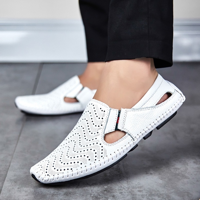 Férfi nyári slip-on szandálok, nagy méretben, könnyű felsőréteg marhabőrből, lélegző perforált kialakítás, hétköznapi‑formális lábbeli