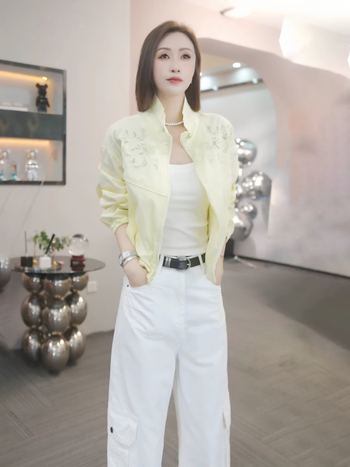 Γυναικείο μπουφάν 2026 άνοιξη-καλοκαίρι με ψηλό γιακά, κεντημένο, προστασία από τον ήλιο, casual αθλητικό στυλ, κοντό