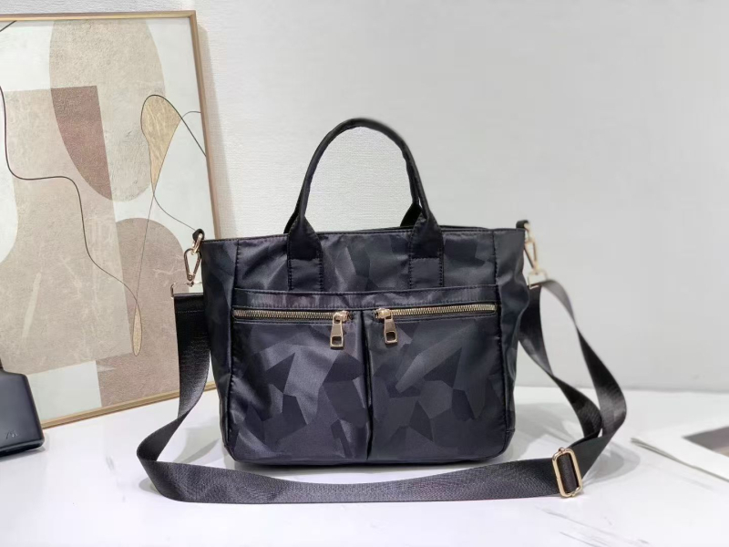 Γυναικεία τσάντα crossbody από νάιλον, αδιάβροχη και ελαφριά, με πολλές θήκες, καθημερινός μινιμαλιστικός σχεδιασμός, μεσαίου μεγέθους