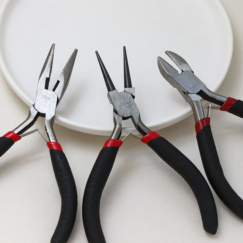 Σετ εργαλείων DIY κατασκευής κοσμημάτων με χάντρες: πένσες μυτερές, πένσες κεκλιμένες, πένσες στρογγυλές και μικρές πένσες