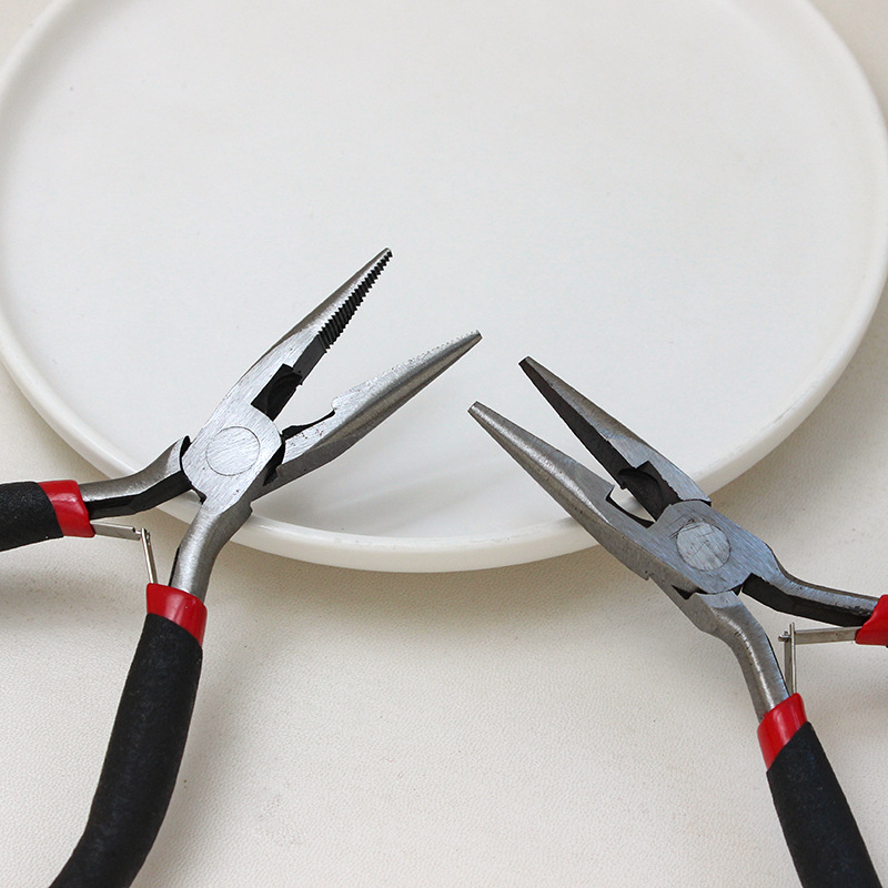 Σετ εργαλείων DIY κατασκευής κοσμημάτων με χάντρες: πένσες μυτερές, πένσες κεκλιμένες, πένσες στρογγυλές και μικρές πένσες