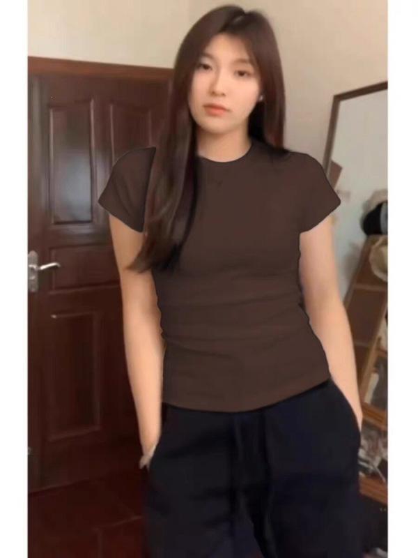 Plus-size γυναικείο T-shirt με κοντά μανίκια για καλοκαίρι, εφαρμοστό στυλ, στρογγυλή λαιμόκοψη, casual και ευπροσάρμοστο τοπ