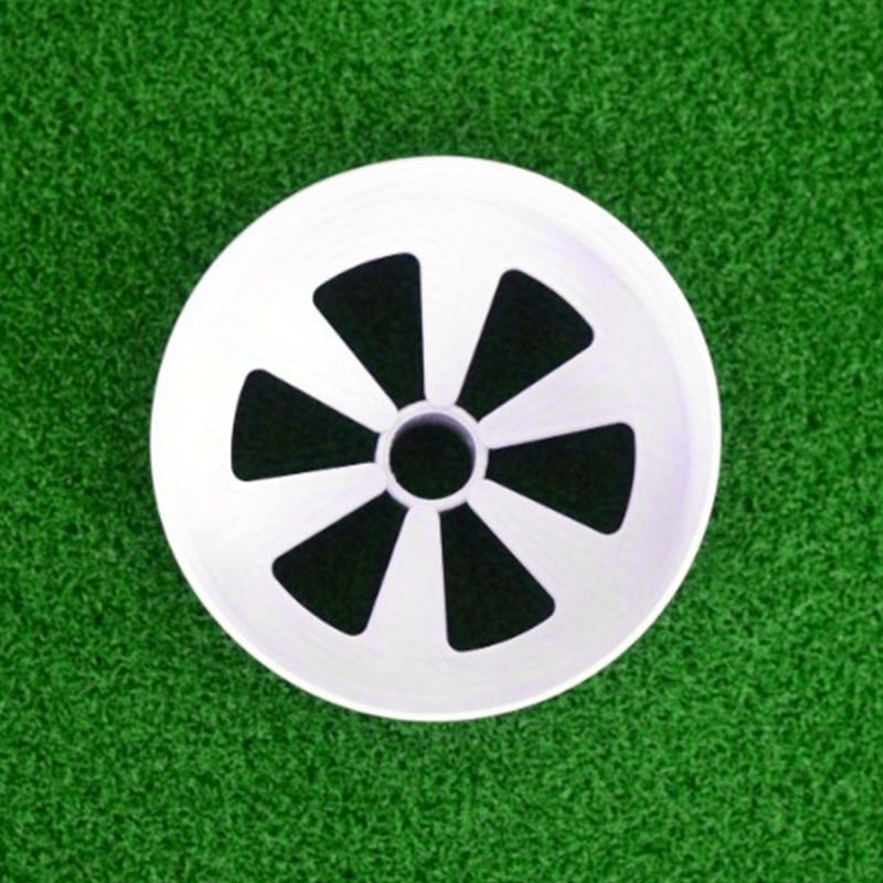 Golf Hole Cup: Bijela plastična kapsa za rupu na putting greenu sa zastavicom