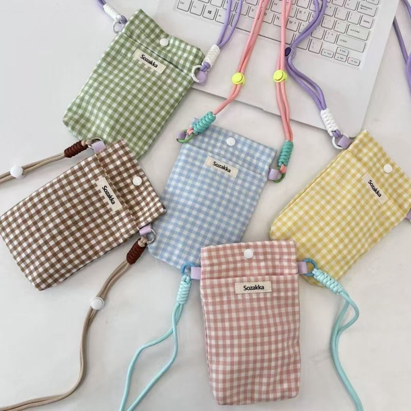 Geantă crossbody pentru telefon, din țesătură în carouri, în nuanțe macarons