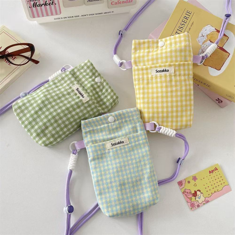 Geantă crossbody pentru telefon, din țesătură în carouri, în nuanțe macarons