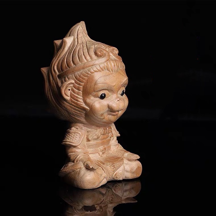 Monkey King от прасковено дърво, настолен декоративен елемент, дърворезба Sun Wukong
