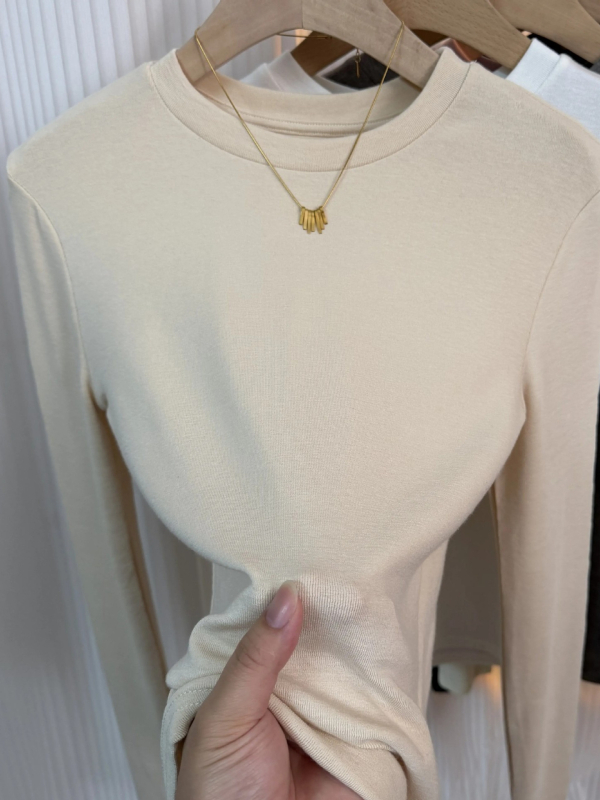 Γυναικεία αναπνεύσιμη γκρι μακρυμάνικη T‑shirt με στρογγυλή λαιμόκοψη, άνοιξη 2026, casual, ευέλικτη και ελαστική.