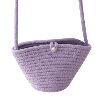 Geantă crossbody din pai, țesută manual, cu cataramă din perlă – stil plajă