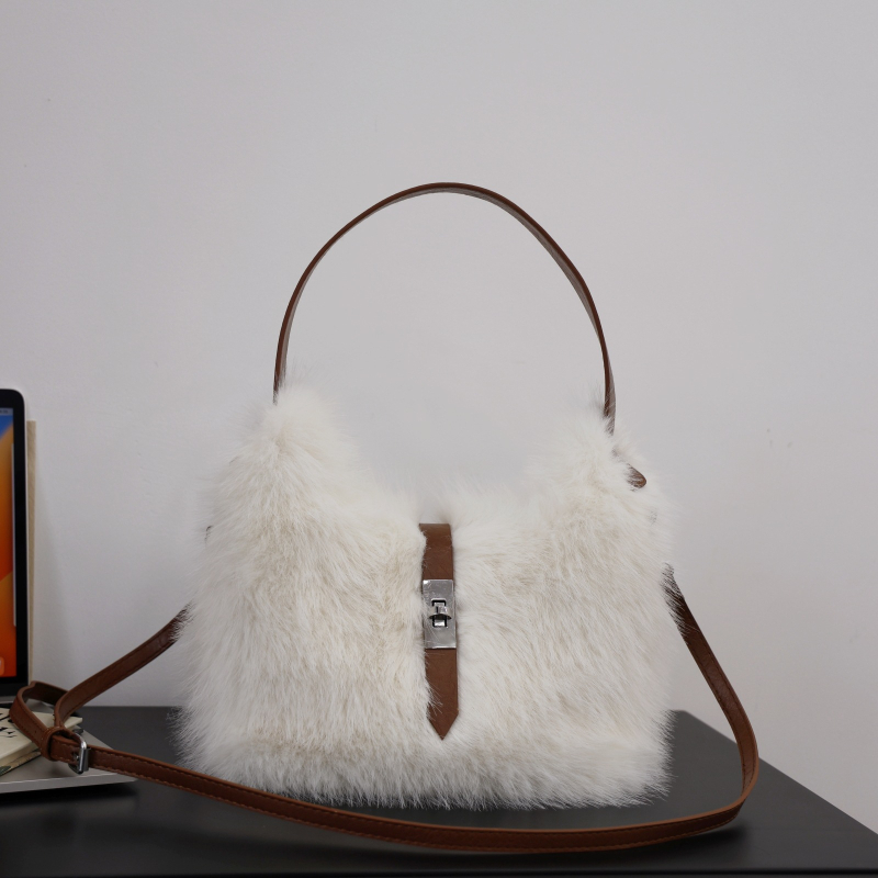 Geantă crossbody din pluș pentru telefon, toamnă-iarna 2025, culoare macarons, nasturi drăguți, formă orizontală pătrată