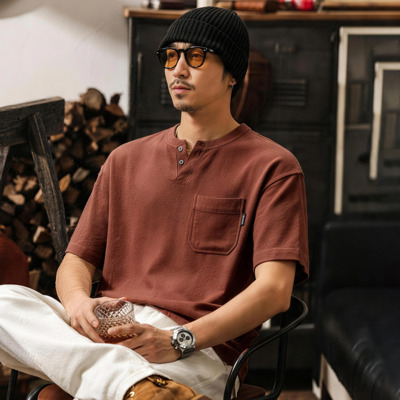 Muška polo majica s Henley ovratnikom od lana, američki retro stil, ljeto 2026
