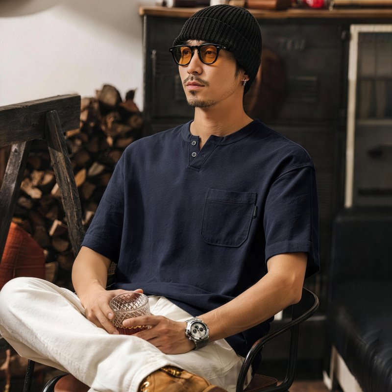 Muška polo majica s Henley ovratnikom od lana, američki retro stil, ljeto 2026