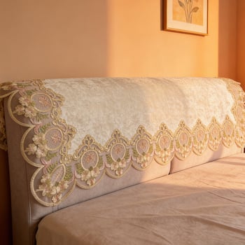 Set premium de husă pentru tăblia patului, cu dantelă în stil european, spate moale și protecție împotriva prafului