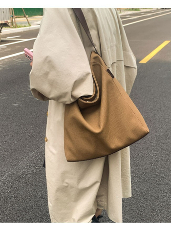 Nova retro tote torba za jesen-zimu, velika kapaciteta, svestrana za posao i svakodnevnu upotrebu, preko tijela i na ramenu.