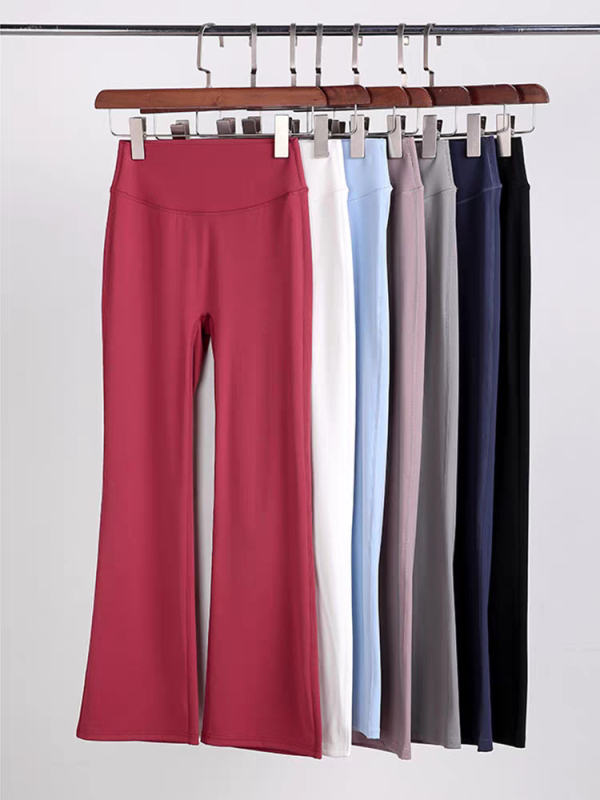 Ženske joga hlače microflare od ice-silk za žene niskog rasta, lagani drapirani kroj, duljina 7/8, shark stil sportne hlače