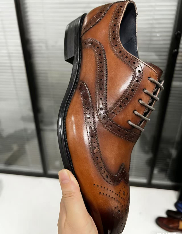 Pantofi pentru bărbați din piele, brogue în stil britanic, pantofi formali pentru nuntă, modă retro-casual, mărimi mari
