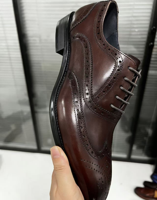 Pantofi pentru bărbați din piele, brogue în stil britanic, pantofi formali pentru nuntă, modă retro-casual, mărimi mari