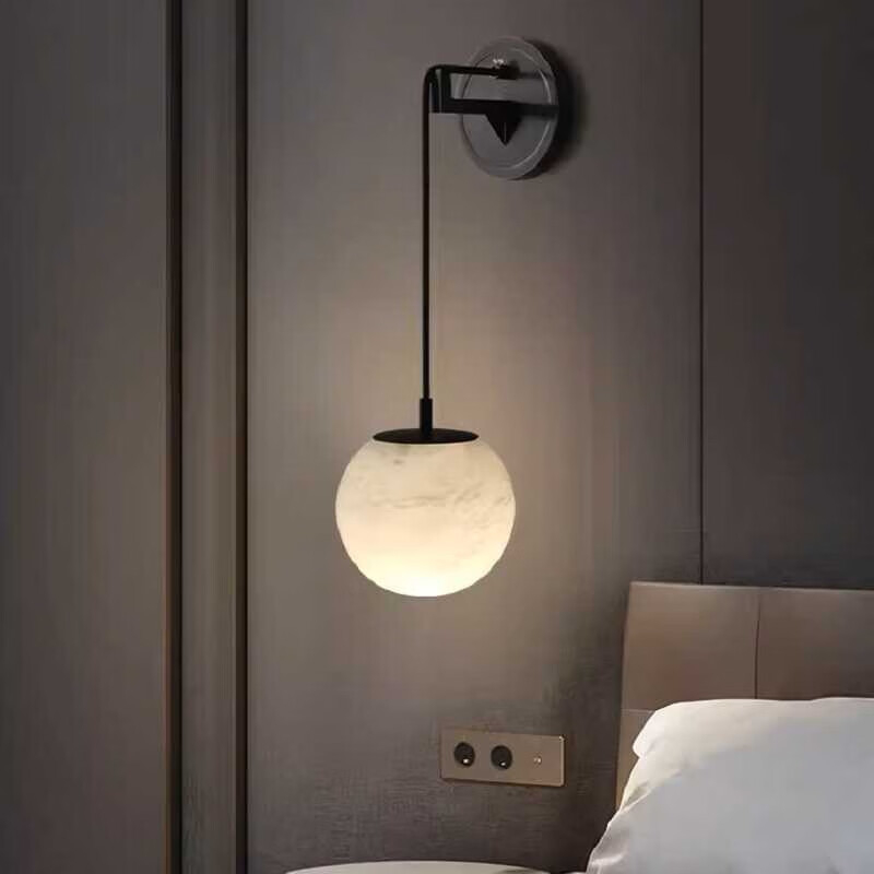 Zidna lampa od bakra i mramora – dizajnersko osvjetljenje za modernu spavaću sobu, luksuz