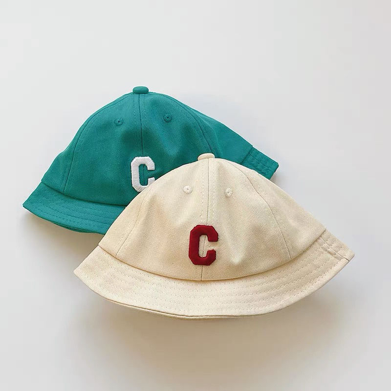 Dječji sunčani bucket hat s zaštitom od sunca - lagani proljetno-jesenski model, s slovom C, unisex, za uzrast 1-2 godina