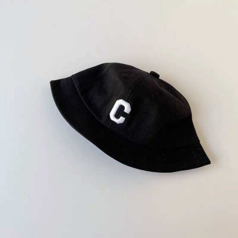 Dječji sunčani bucket hat s zaštitom od sunca - lagani proljetno-jesenski model, s slovom C, unisex, za uzrast 1-2 godina