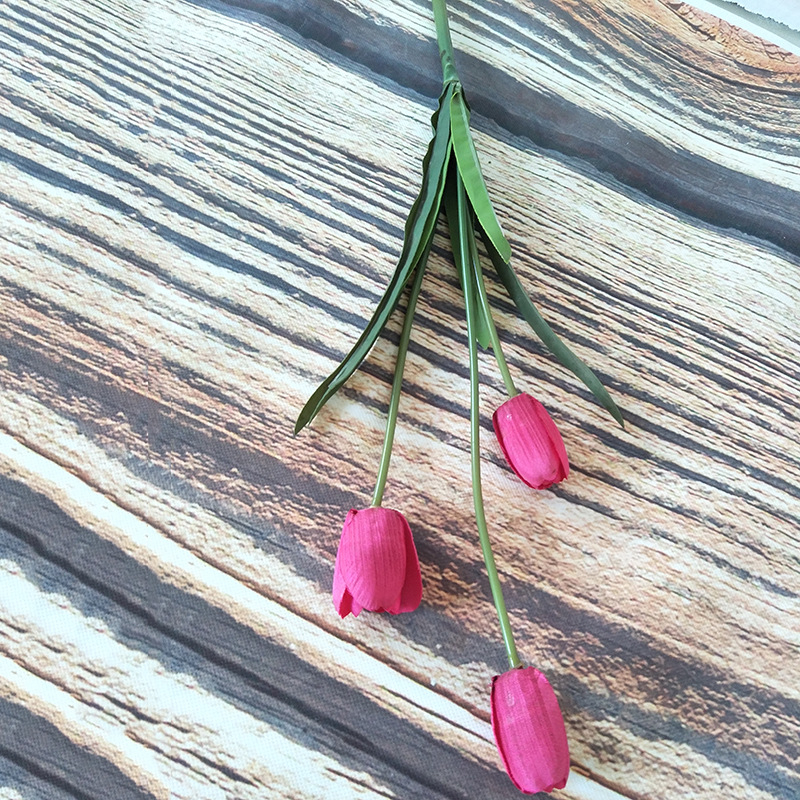  Buket od tri umjetna tulipana od svile, dekor za dom