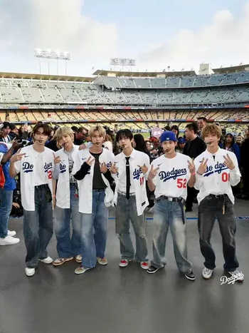 Bejzbalové tričko Dodgers v americkom štýle s potlačou cezhraničnej tlače BTS, krátky rukáv na tréning a súťaž