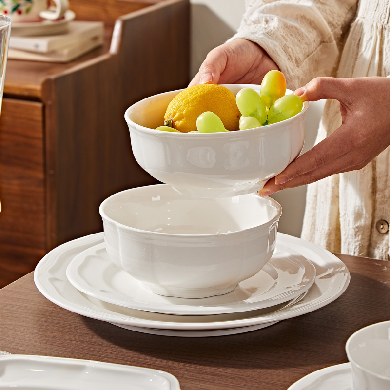 Porcelanski set posuđa: tanjuri, zdjele i desertni tanjuri, jednobojni, nordijski kružni dizajn, mikrovalna sigurnost, promjeri 10–11 cm, 11–12 cm, 14–15 cm