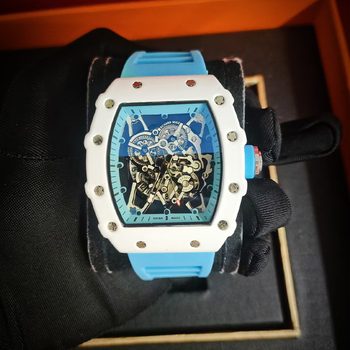 Muški kvarcni sat s tri kazaljke, oblik bačve, kalendar, sportski stil