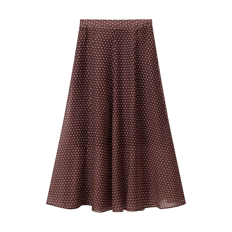 Točkasti dvodjelni ženski set – bluza s dugim rukavima i suknja srednje dužine, proljetno-jesenski casual stil