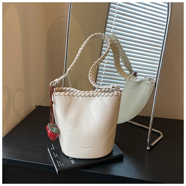 Vară 2026: Geantă bucket crossbody în stil coreean, culoare solidă, capacitate mare, piele PU, buzunar pentru telefon