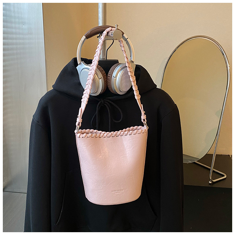 Vară 2026: Geantă bucket crossbody în stil coreean, culoare solidă, capacitate mare, piele PU, buzunar pentru telefon