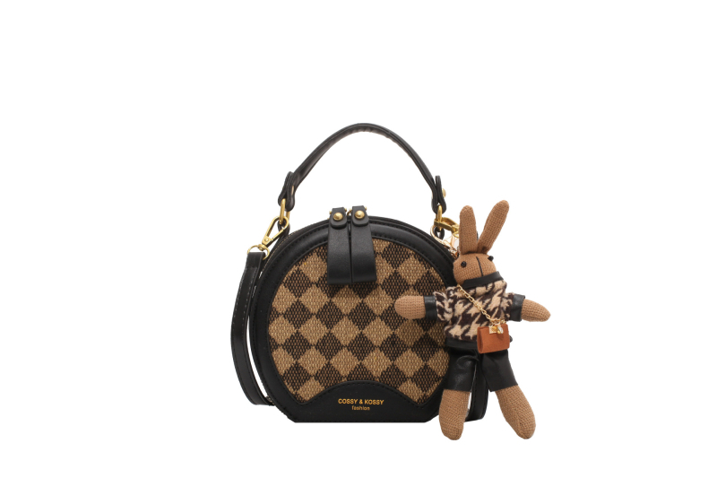 Geantă rotundă mică, quiltată, în stil Hong Kong, cu bretea crossbody