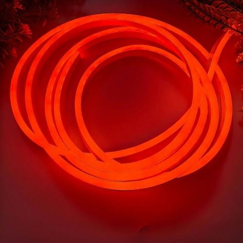 Integrirana LED fleksibilna silikon LED traka, vodootporna za vanjsku upotrebu, s prolazom kabela kroz mekani cijev, linijskog tipa