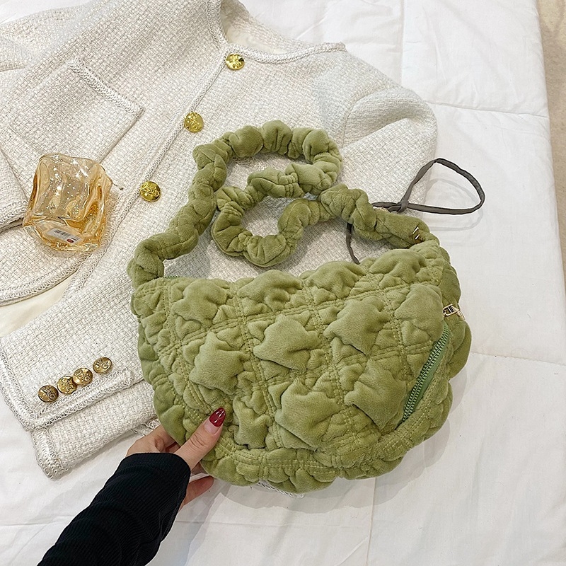 Torba u korejskom stilu, plisirana torbica oblaka, dumpling oblik, crossbody za žene od baršuna