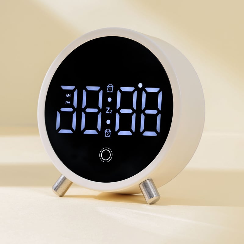 Ceas de birou LED digital ultra-subțire cu alarmă puternică pentru copii și elevi, alimentat la priză, design modern