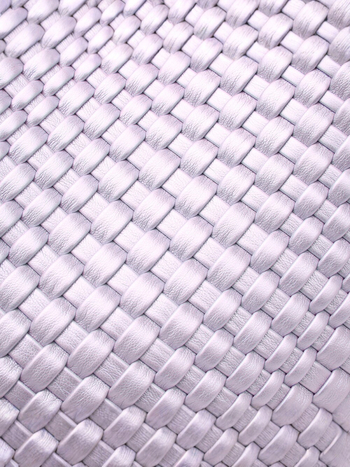 Geantă tote țesută Ecologică, culoare șampanie, capacitate mare, mărime medie, pentru deplasări zilnice, ținută la mână sau pe umăr, modă feminină, design original