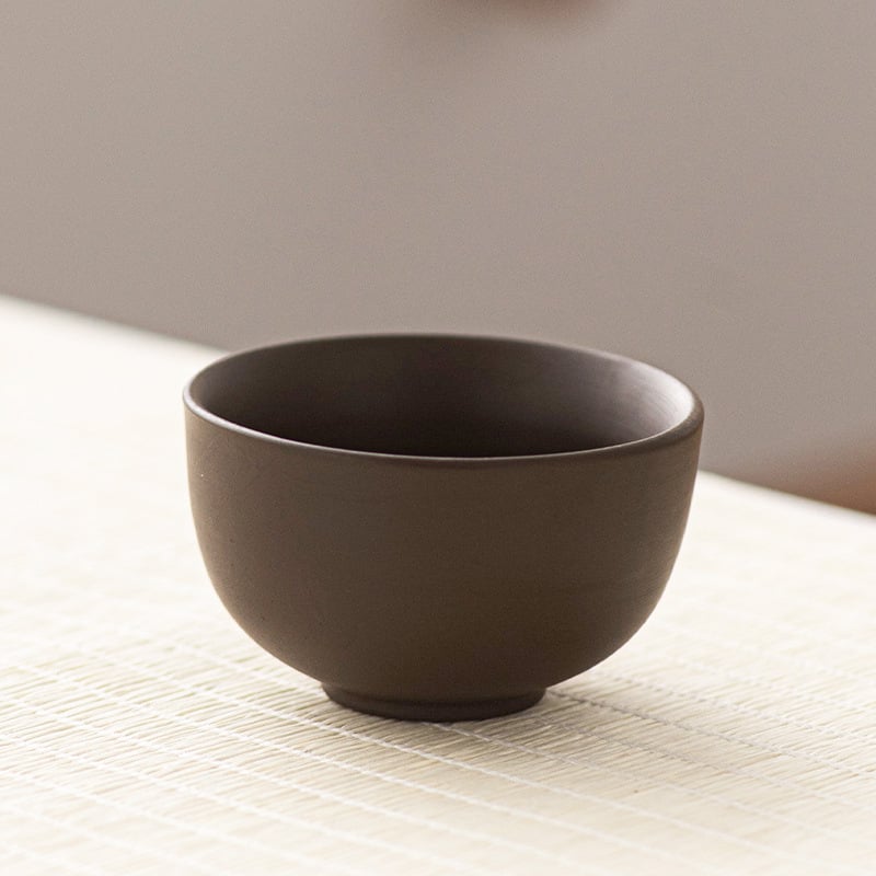 Oolong teás készlet művészi kialakítású aromás pohárral, lila agyagból készült teázó eszközök és fehér porcelán