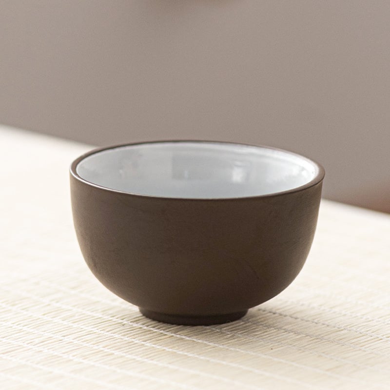 Oolong teás készlet művészi kialakítású aromás pohárral, lila agyagból készült teázó eszközök és fehér porcelán