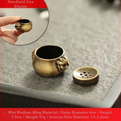 Porcelánová sada na osem mini mosadzných kadidiel a šálok na čaj na domáce použitie