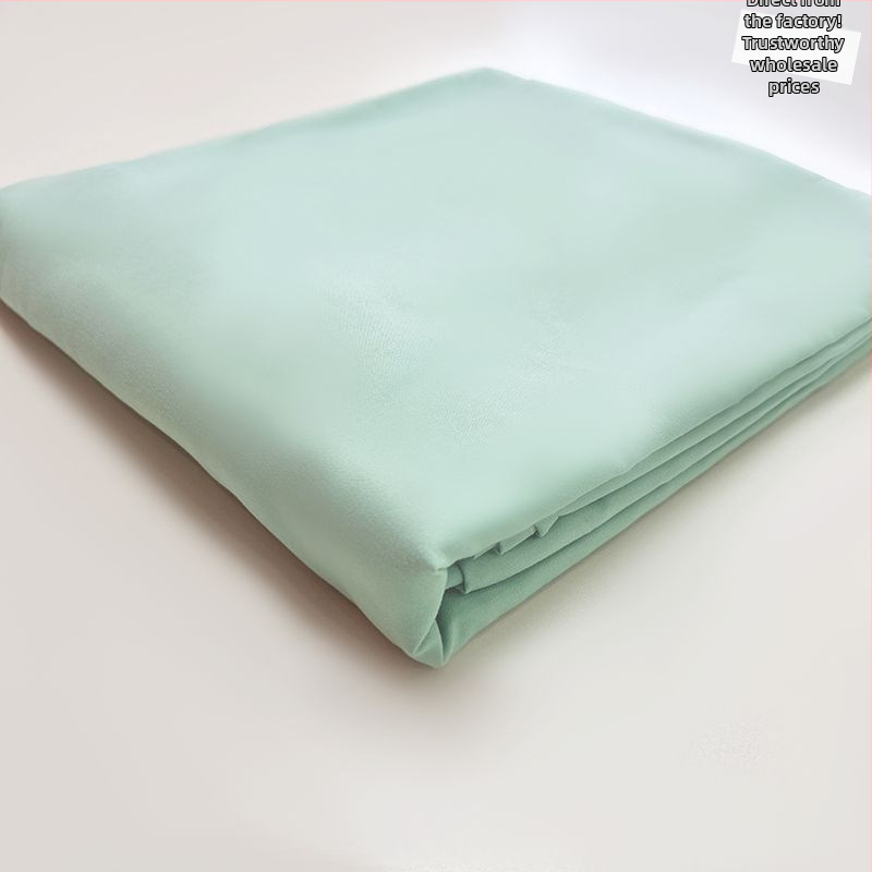 Egyszemélyes ágyhoz való viszkóz lepedő, egyszínű, vastított, minimalist stílus.