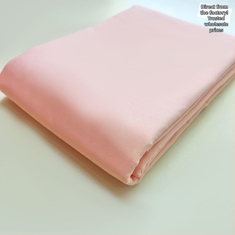 Egyszemélyes ágyhoz való viszkóz lepedő, egyszínű, vastított, minimalist stílus.
